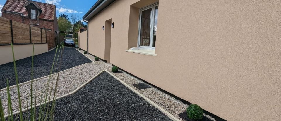 Maison 4 pièces de 220 m² à Noyon (60400)