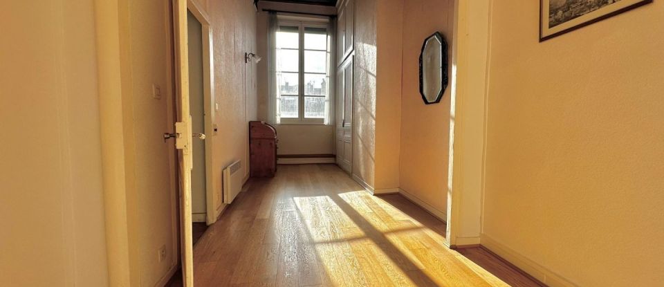 Apartment 3 rooms of 72 m² in Lyon (69004)