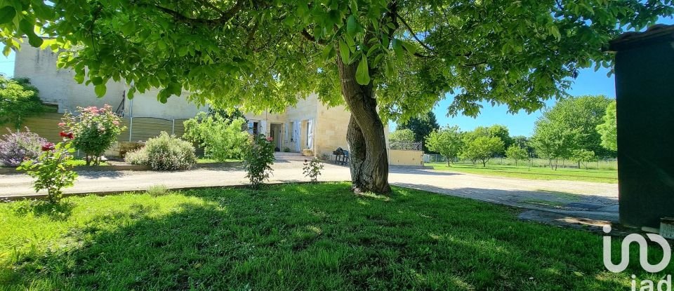 Maison 5 pièces de 110 m² à Sainte-Terre (33350)