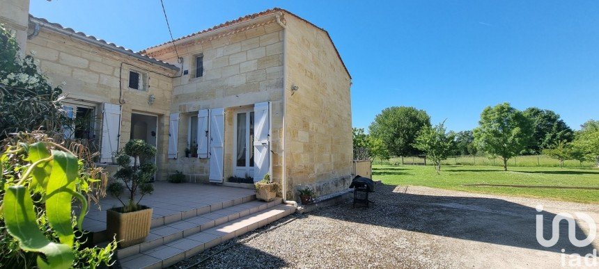 House 5 rooms of 110 m² in Sainte-Terre (33350)