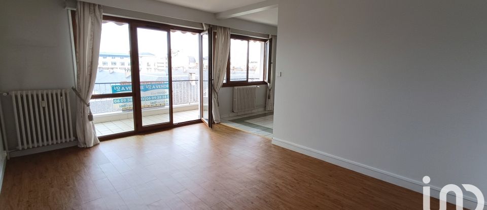 Apartment 4 rooms of 90 m² in Châteauroux (36000)