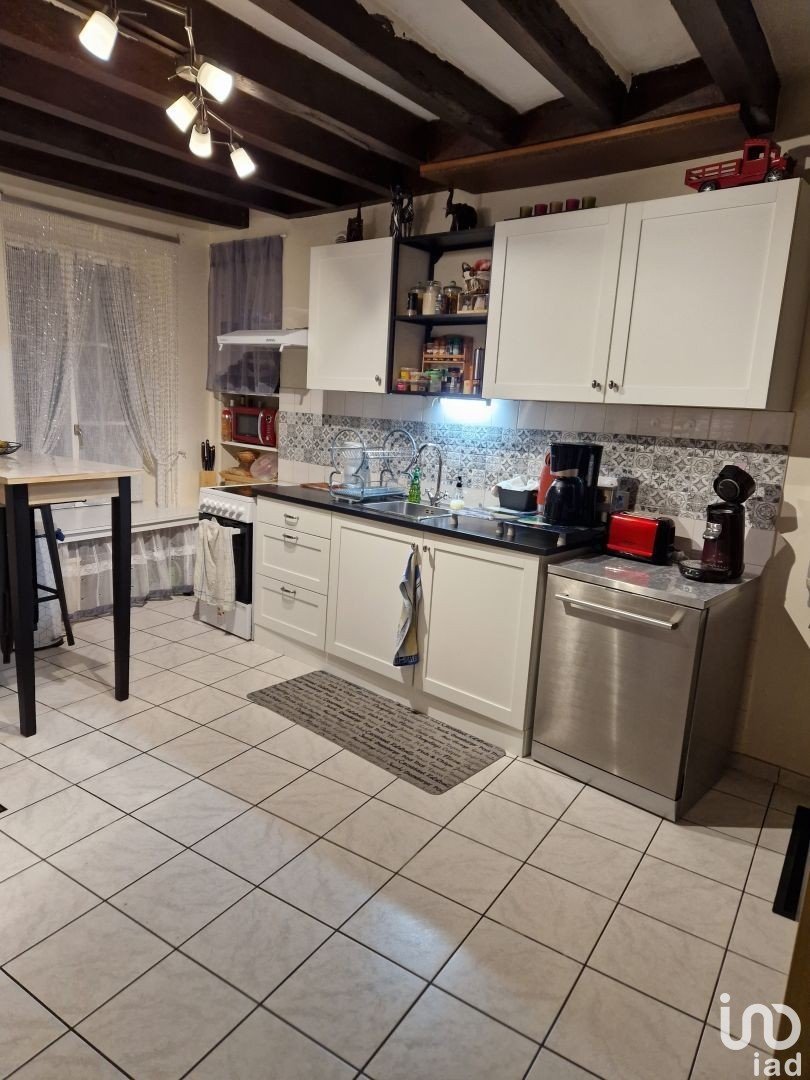 Maison 6 pièces de 110 m² à Nevoy (45500)