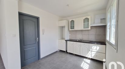 Maison 4 pièces de 82 m² à Montady (34310)