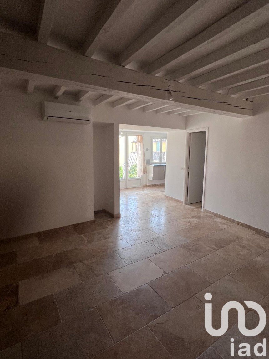 House 2 rooms of 46 m² in Gréoux-les-Bains (04800)