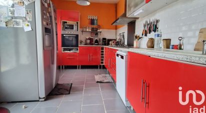 Maison de campagne 5 pièces de 89 m² à Gréez-sur-Roc (72320)