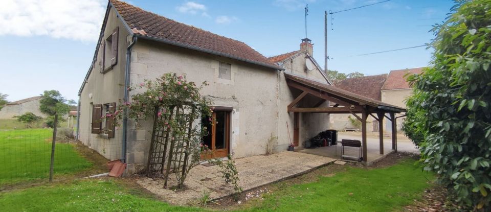 Farm 7 rooms of 140 m² in Montmorillon (86500)