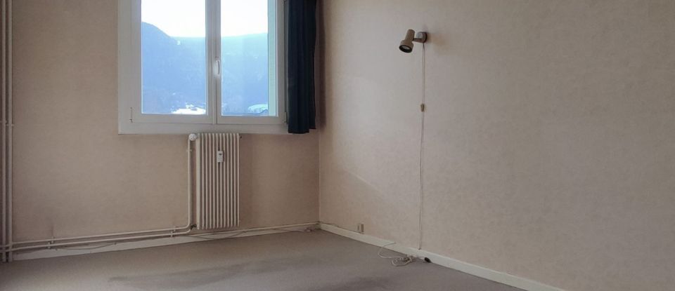 Appartement 4 pièces de 81 m² à Mende (48000)