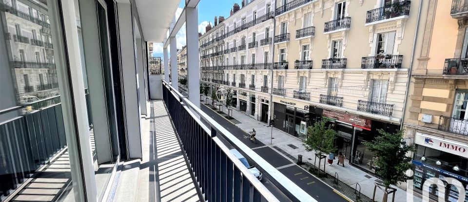 Appartement 5 pièces de 109 m² à Grenoble (38000)