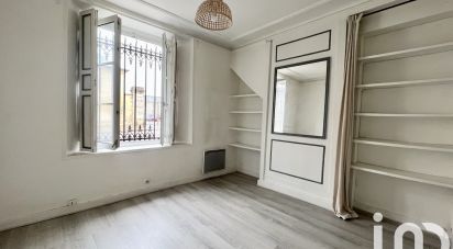 Studio 1 room of 26 m² in Versailles (78000)