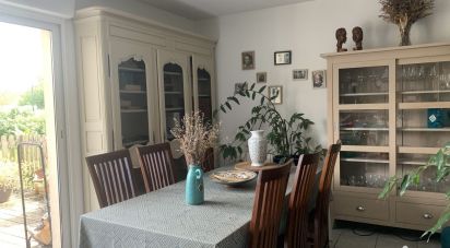 House 6 rooms of 153 m² in Cannectancourt (60310)