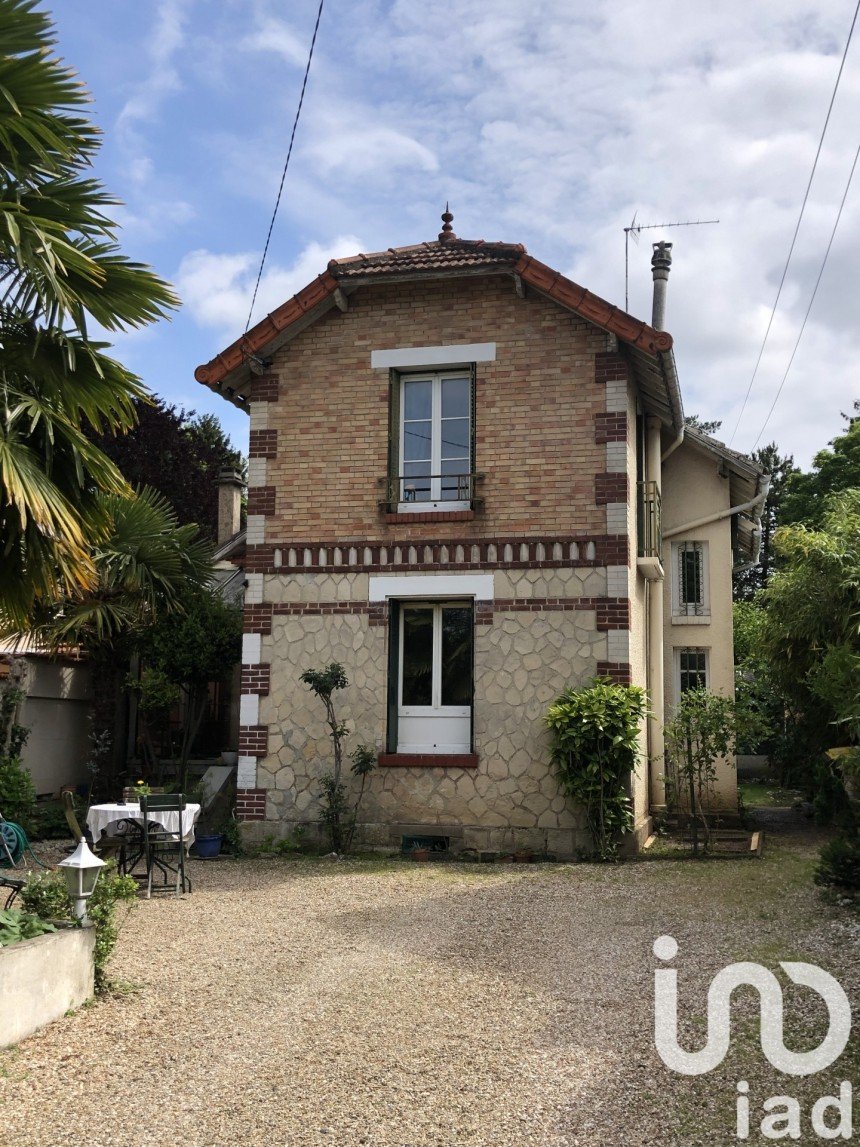 Maison 6 pièces de 90 m² à Beauchamp (95250)