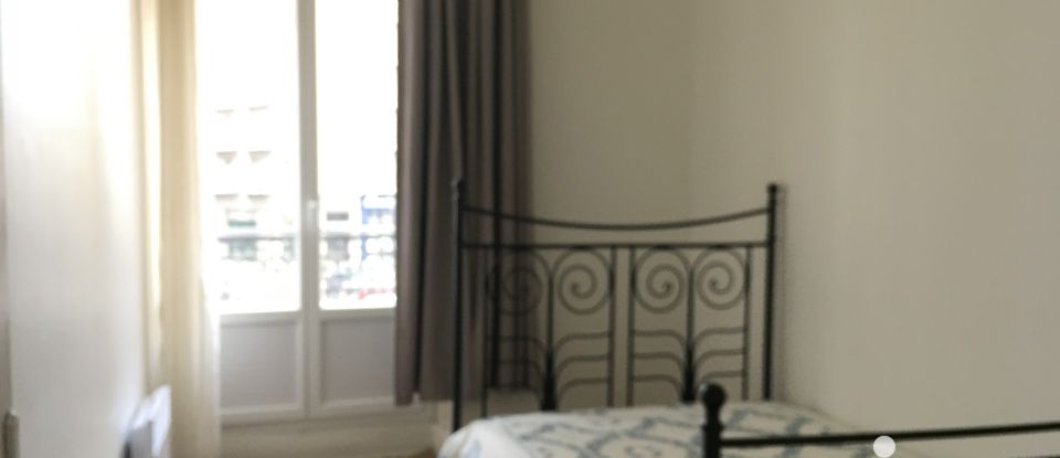 Apartment 3 rooms of 56 m² in Grenoble (38000)