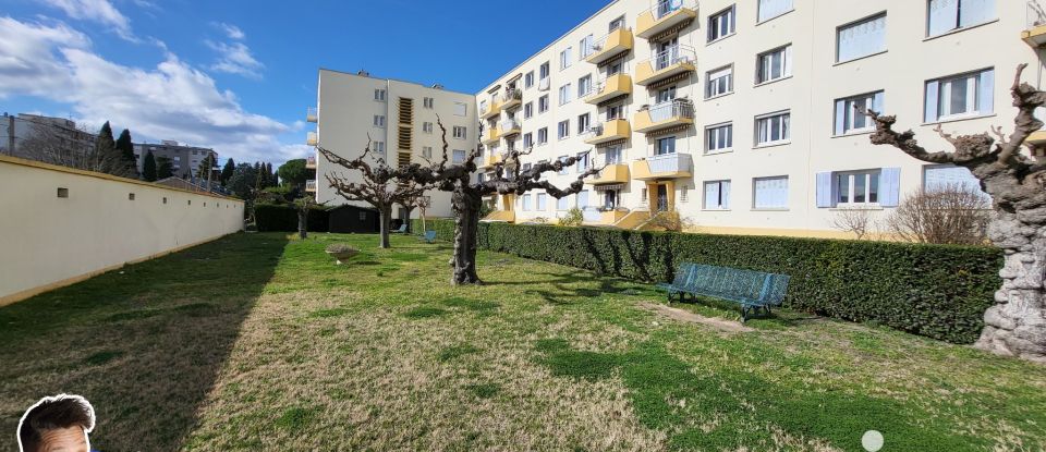 Appartement 3 pièces de 66 m² à Nîmes (30000)