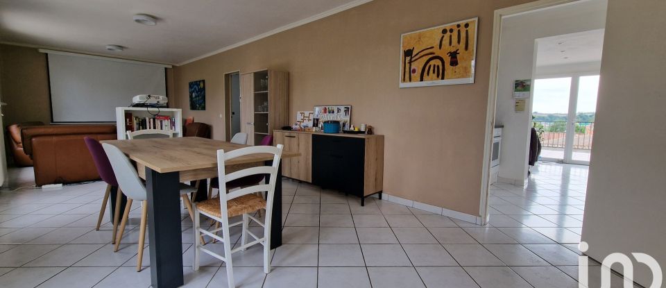 Maison 7 pièces de 165 m² à Niort (79000)