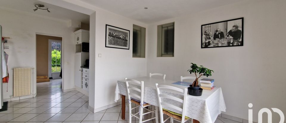 Maison 7 pièces de 165 m² à Niort (79000)