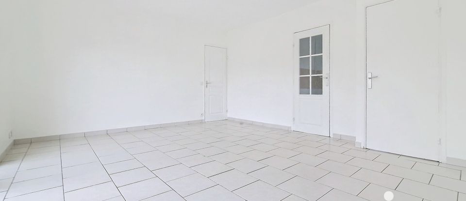 House 3 rooms of 60 m² in Ozoir-la-Ferrière (77330)