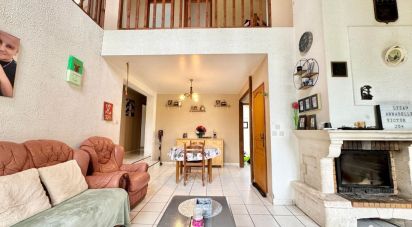 House 5 rooms of 126 m² in Ville-sur-Retourne (08310)