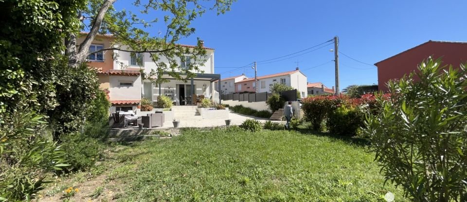 House 4 rooms of 100 m² in Canohès (66680)