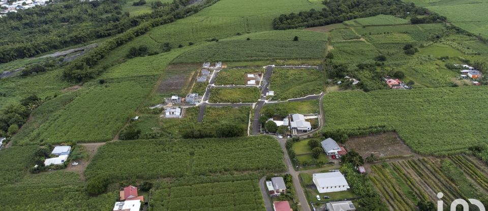 Terrain de 364 m² à Saint-Benoît (97470)