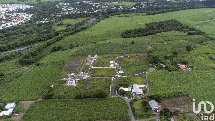 Terrain de 320 m² à Saint-Benoît (97470)