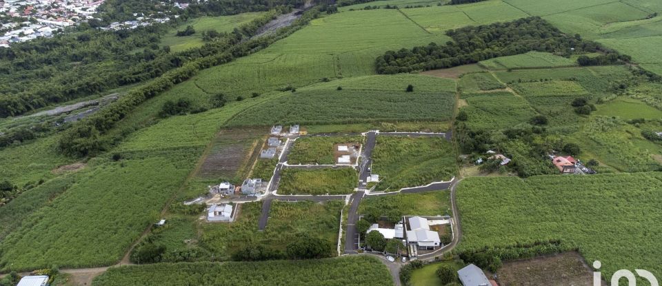 Terrain de 304 m² à Saint-Benoît (97470)