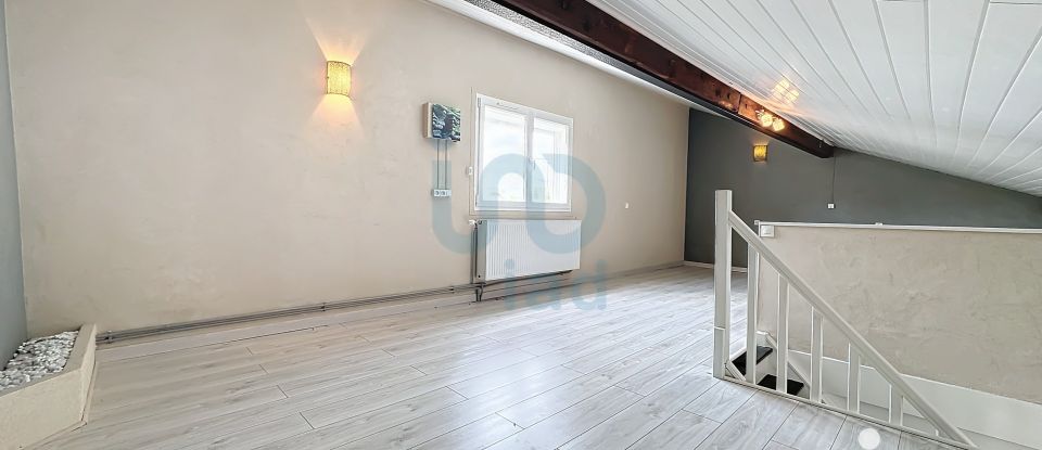 Maison 5 pièces de 122 m² à Wadelincourt (08200)