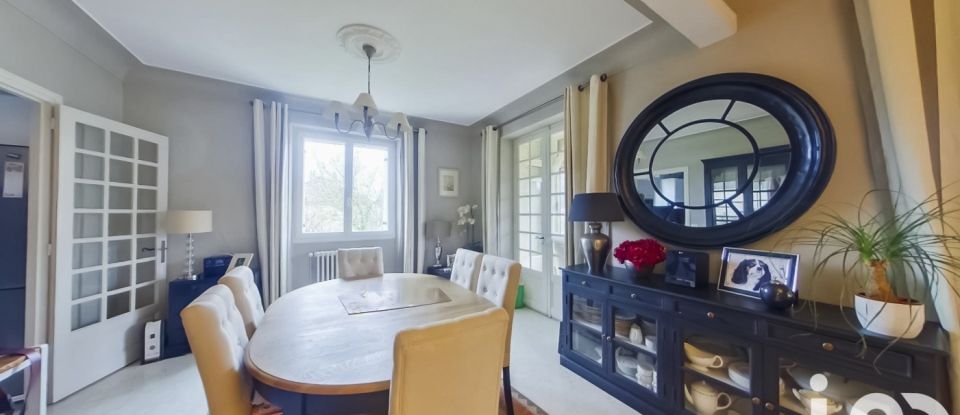 Maison 7 pièces de 200 m² à Sarlat-la-Canéda (24200)