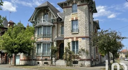 Maison 11 pièces de 236 m² à Châteaudun (28200)