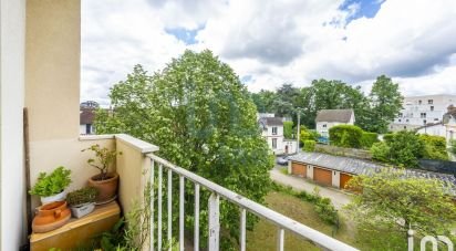 Apartment 4 rooms of 67 m² in Fontainebleau (77300)