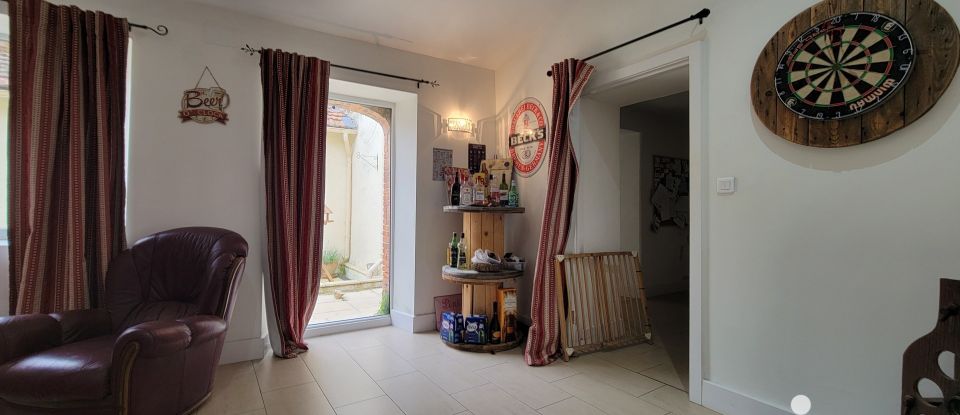 Traditional house 6 rooms of 235 m² in Mouilleron-Saint-Germain (85390)