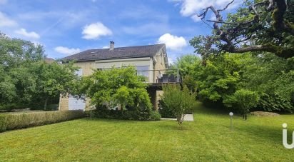 House 7 rooms of 200 m² in Sarlat-la-Canéda (24200)