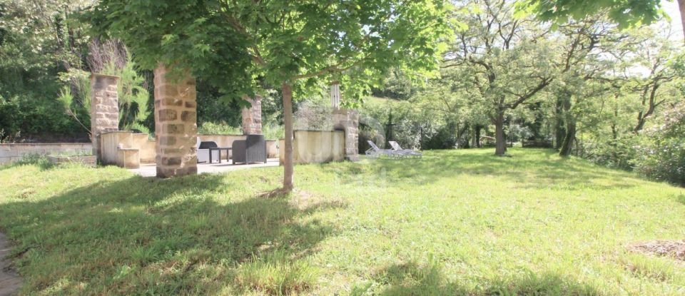 Maison 5 pièces de 120 m² à Calmels-et-le-Viala (12400)