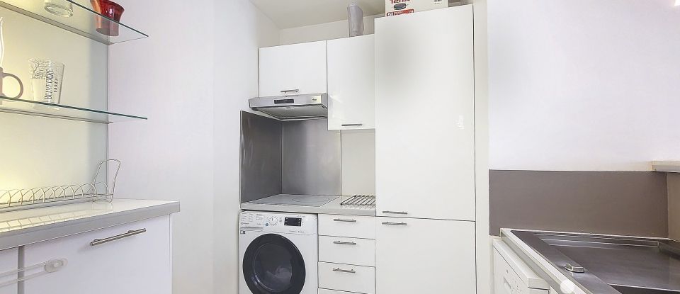 Appartement 2 pièces de 47 m² à Nice (06100)