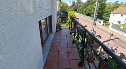 House 3 rooms of 74 m² in Pont-sur-Yonne (89140)