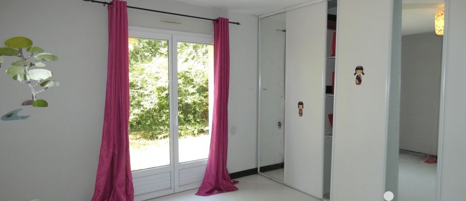 Maison 6 pièces de 142 m² à Poitiers (86000)