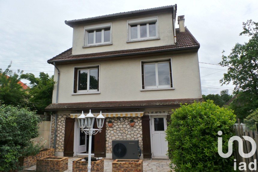 Maison traditionnelle 6 pièces de 115 m² à Montmorency (95160)