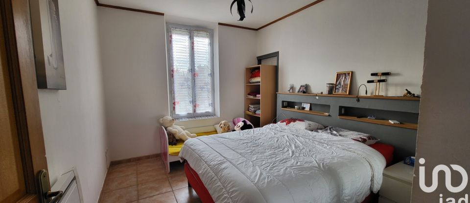 Maison 5 pièces de 120 m² à Jonquières (84150)