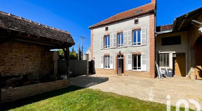 Maison de village 6 pièces de 142 m² à Villeneuve-la-Guyard (89340)