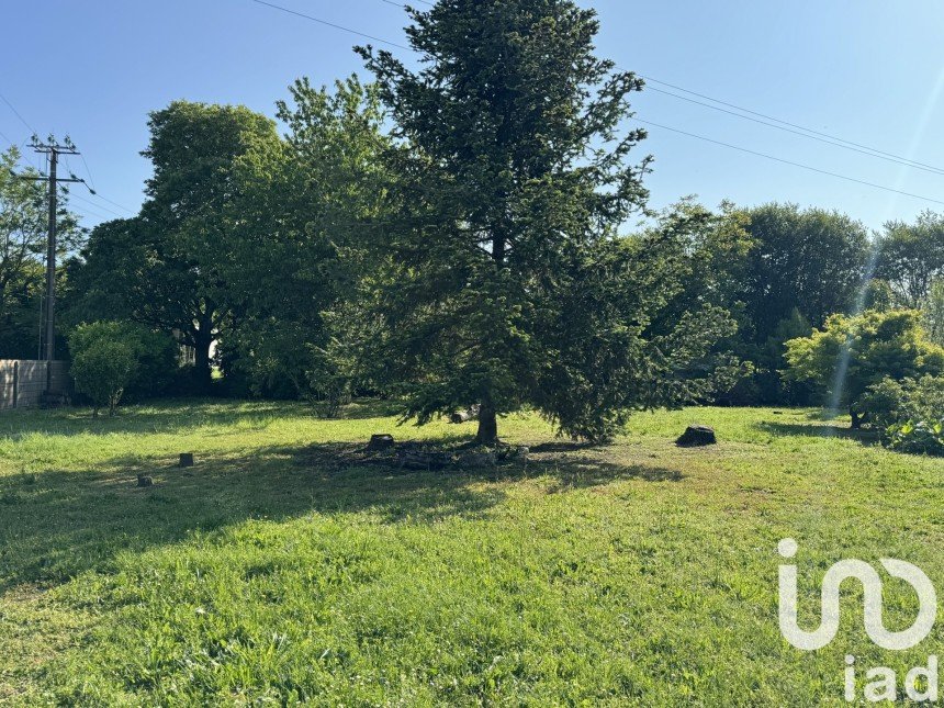 Terrain de 1 400 m² à Lugon-et-l'Île-du-Carnay (33240)