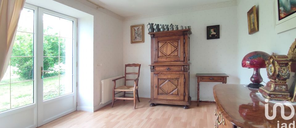 Country house 7 rooms of 257 m² in Chérac (17610)