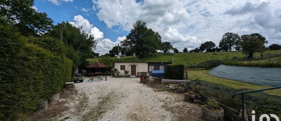 Terrain de 2 600 m² à Saint-Léonard-des-Bois (72130)