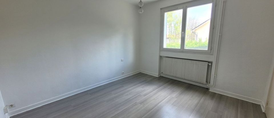 Appartement 4 pièces de 76 m² à Saint-Étienne (42100)