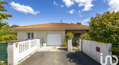 Maison 4 pièces de 83 m² à Saint-Martin-de-Hinx (40390)