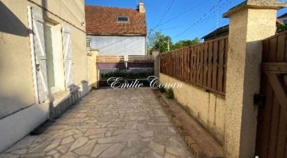 House 5 rooms of 97 m² in Couilly-Pont-aux-Dames (77860)