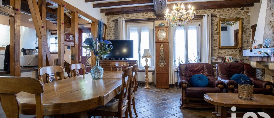 Maison 6 pièces de 127 m² à Catenoy (60840)