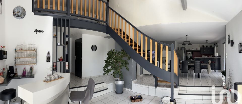 Maison 4 pièces de 120 m² à Châtel-Guyon (63140)