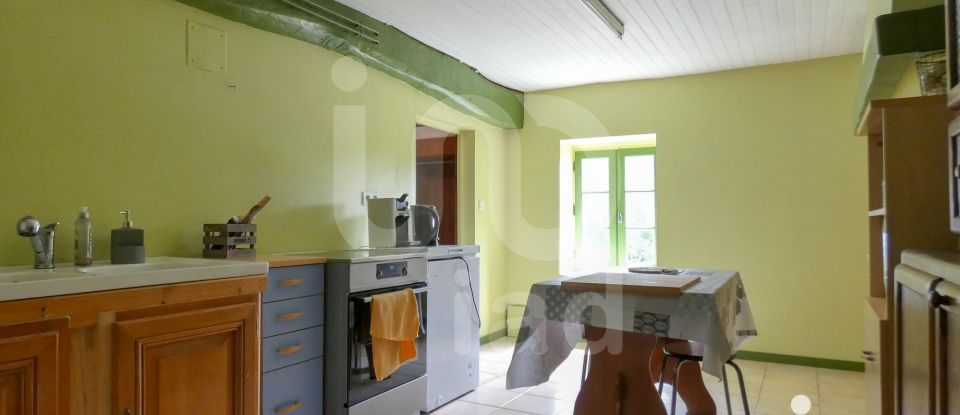 Maison 5 pièces de 109 m² à Saint-Palais (03370)