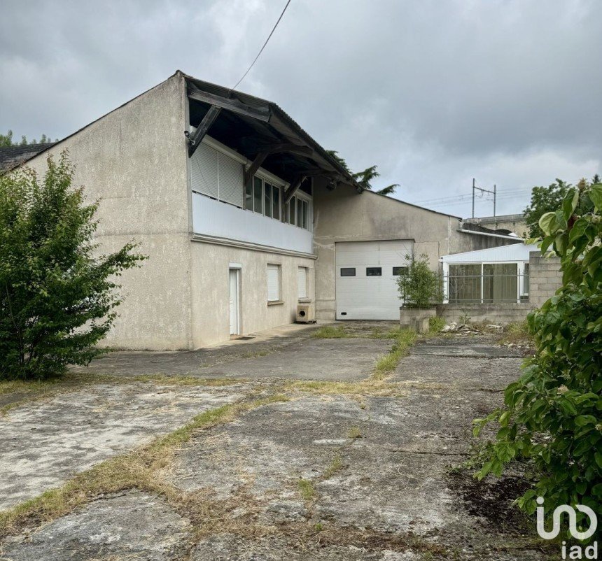 Local d'activités de 430 m² à Veneux-les-Sablons (77250)