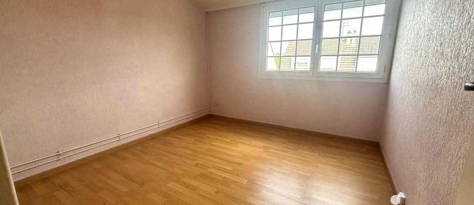 Maison 4 pièces de 85 m² à Péronne (80200)