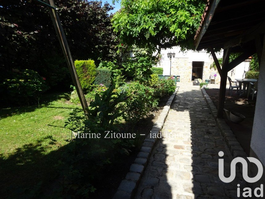 House 6 rooms of 148 m² in Ballainvilliers (91160)